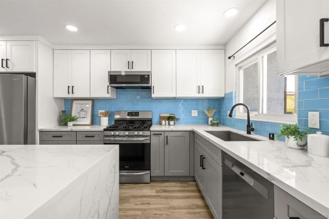 3825 Tiara St, San Diego, CA 92111