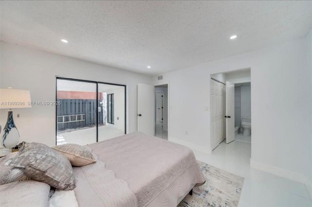 4430 NW 185th St, Miami Gardens, FL 33055