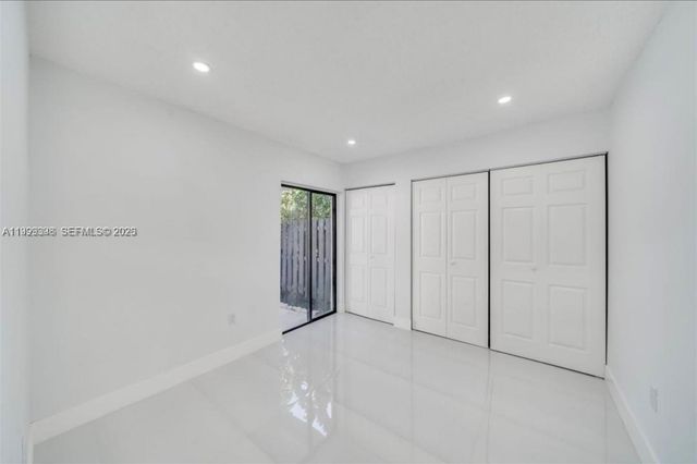 4430 NW 185th St, Miami Gardens, FL 33055