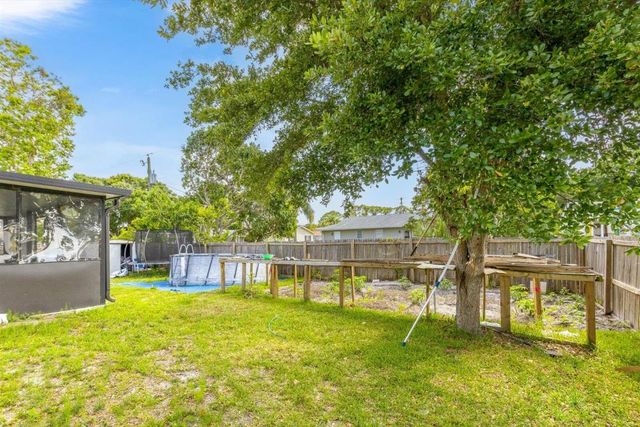 1762 SE Aires Lane, Port St. Lucie, Port St Lucie, FL 34984