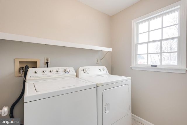 1765 COLT RD, Media, PA 19063