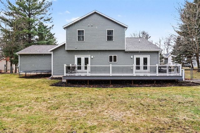 5218 Jackson Court, Montague, MI 49437