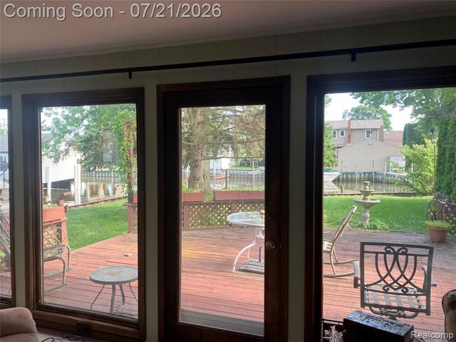 35754 Schmid Drive, New Baltimore, MI 48047