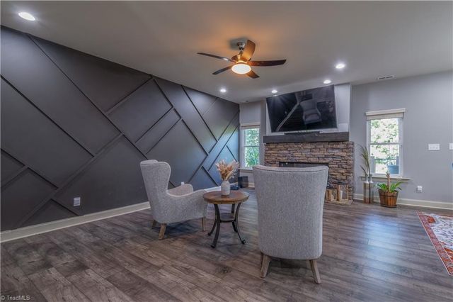 405 Spring Lake Farm Circle, Winston-salem, NC 27101