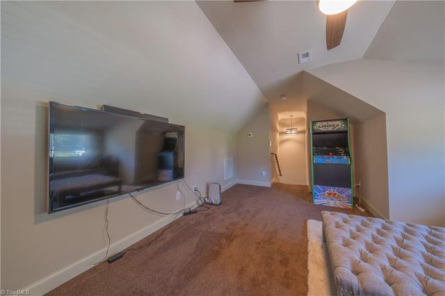 405 Spring Lake Farm Circle, Winston-salem, NC 27101