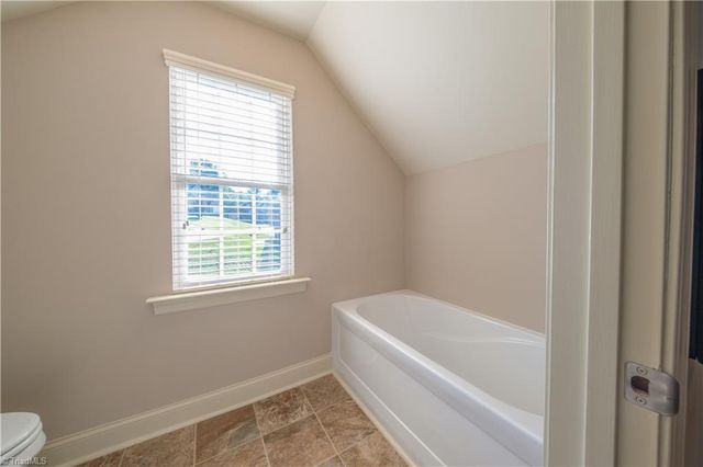 405 Spring Lake Farm Circle, Winston-salem, NC 27101