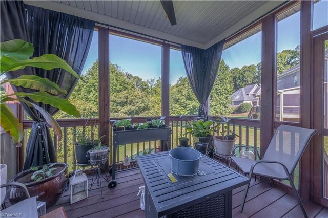 405 Spring Lake Farm Circle, Winston-salem, NC 27101