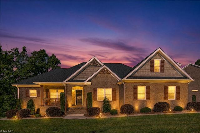 405 Spring Lake Farm Circle, Winston-salem, NC 27101