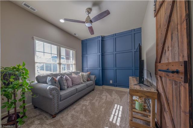 405 Spring Lake Farm Circle, Winston-salem, NC 27101