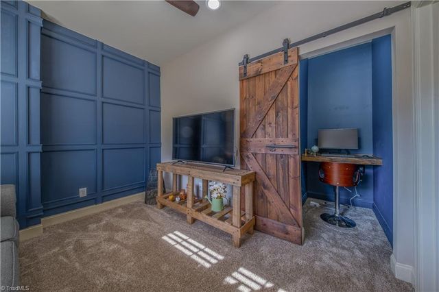 405 Spring Lake Farm Circle, Winston-salem, NC 27101