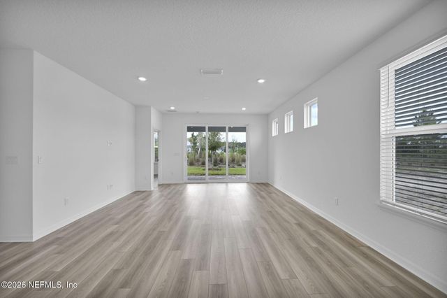 320 ECLIPTIC Loop, Yulee, FL 32097