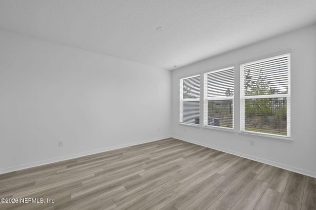 320 ECLIPTIC Loop, Yulee, FL 32097