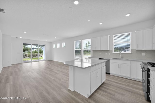 320 ECLIPTIC Loop, Yulee, FL 32097