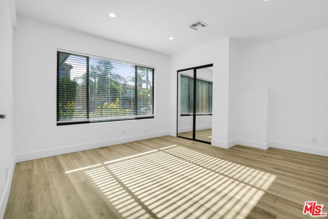 12527 Cranbrook Avenue, Hawthorne, CA 90250