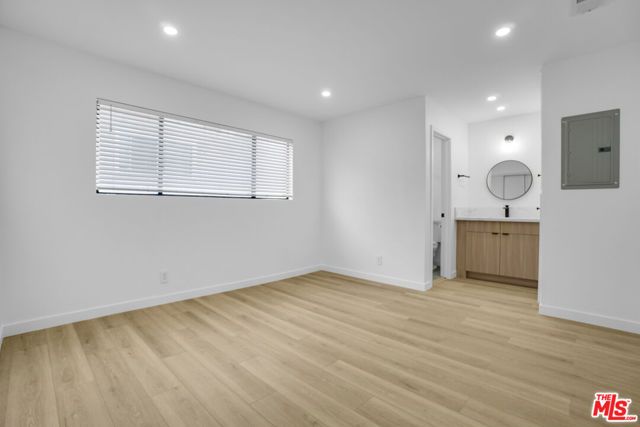12527 Cranbrook Avenue, Hawthorne, CA 90250