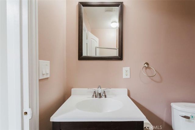 6609 Camellia, North Hollywood, CA 91606