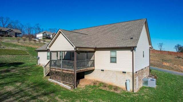 121 Trails Crossing SE, Cleveland, TN 37323