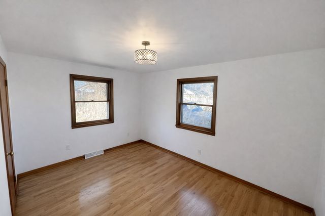 1038 E 24TH Street, Erie, PA 16503