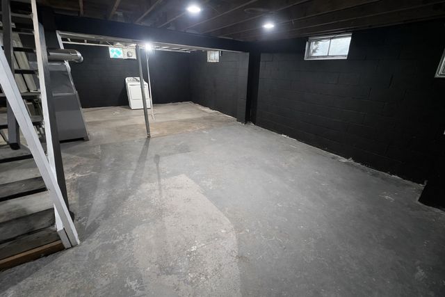 1038 E 24TH Street, Erie, PA 16503