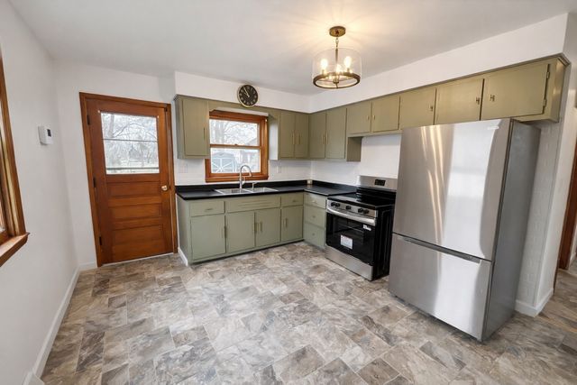 1038 E 24TH Street, Erie, PA 16503