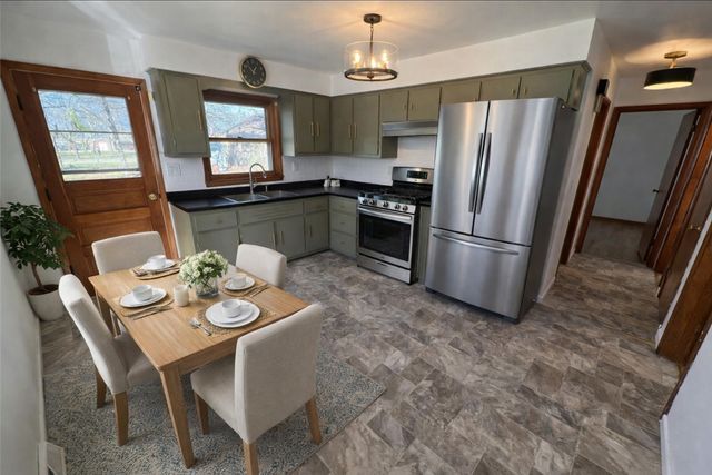 1038 E 24TH Street, Erie, PA 16503