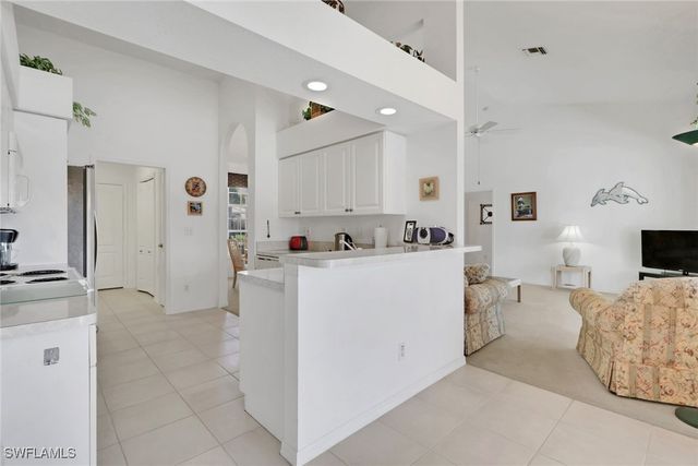 1450 Vintage LN, Naples, FL 34104