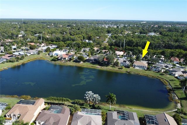 1450 Vintage LN, Naples, FL 34104