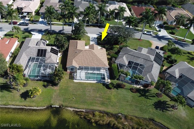 1450 Vintage LN, Naples, FL 34104