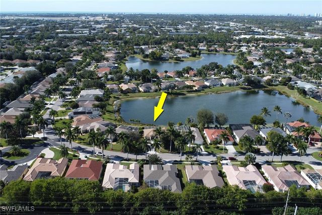 1450 Vintage LN, Naples, FL 34104