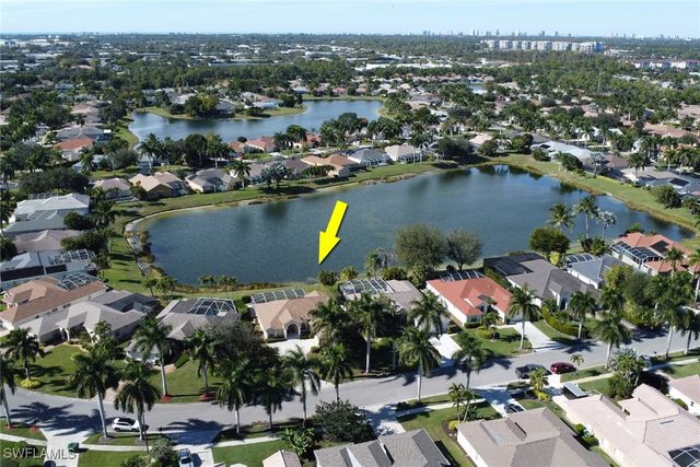 1450 Vintage LN, Naples, FL 34104