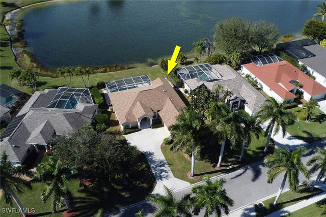 1450 Vintage LN, Naples, FL 34104