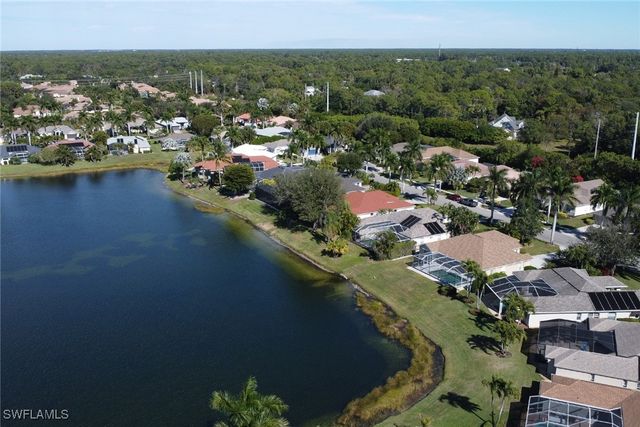 1450 Vintage LN, Naples, FL 34104