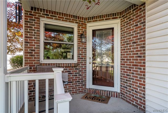 27 Eagle, Lancaster, NY 14043