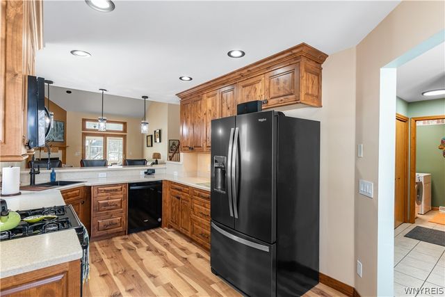 27 Eagle, Lancaster, NY 14043