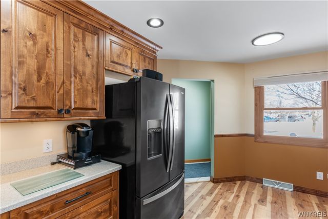 27 Eagle, Lancaster, NY 14043