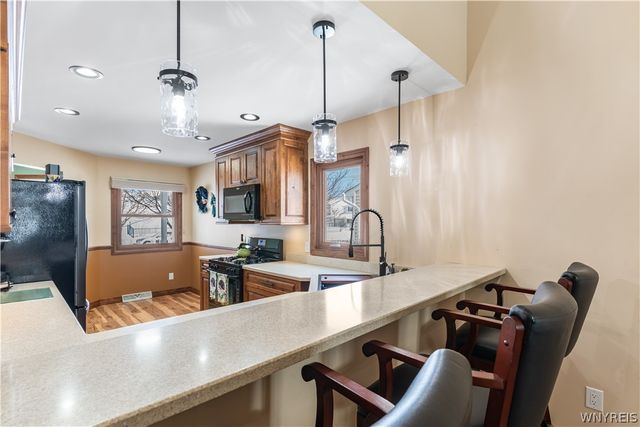 27 Eagle, Lancaster, NY 14043