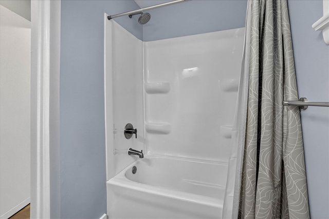 2133 S Burdick Street, Kalamazoo, MI 49001