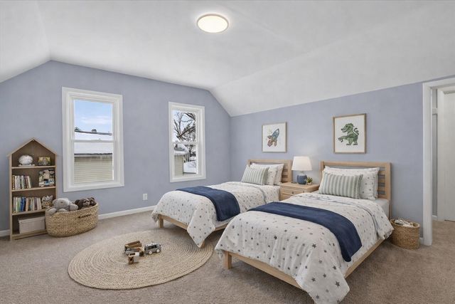 2133 S Burdick Street, Kalamazoo, MI 49001