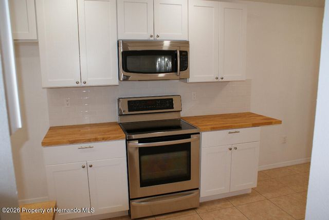 7445 Crestwood Drive, Weeki Wachee, FL 34613