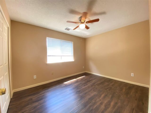 14727 Sun Harbor Drive, Houston, TX 77062