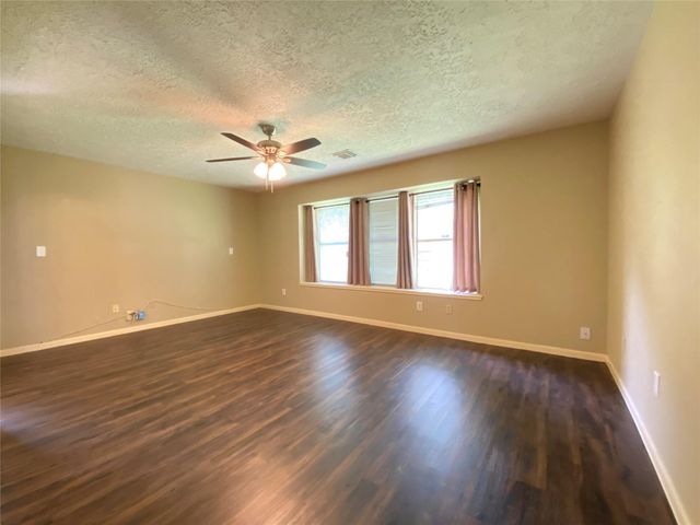 14727 Sun Harbor Drive, Houston, TX 77062