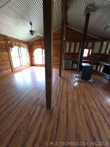 13285 S Oktaha Road W, Oktaha, OK 74450