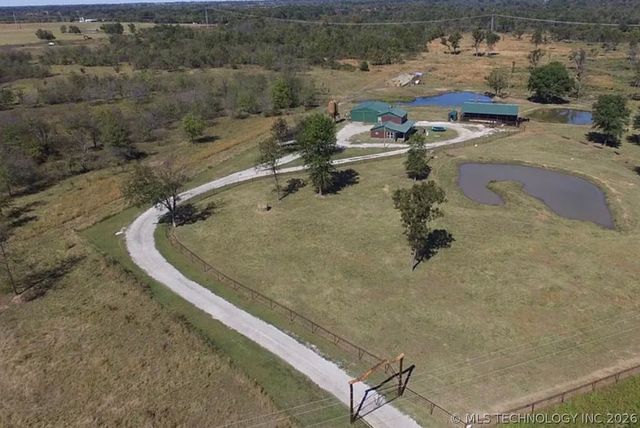 13285 S Oktaha Road W, Oktaha, OK 74450
