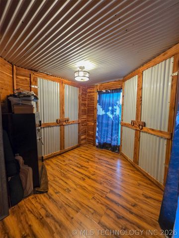 13285 S Oktaha Road W, Oktaha, OK 74450