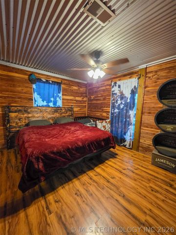 13285 S Oktaha Road W, Oktaha, OK 74450