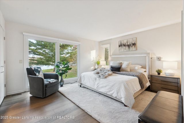 4.5 Locust Lane, Lansing, MI 48911