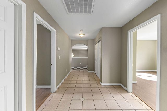 842 W 14th Street, Medford, OR 97501