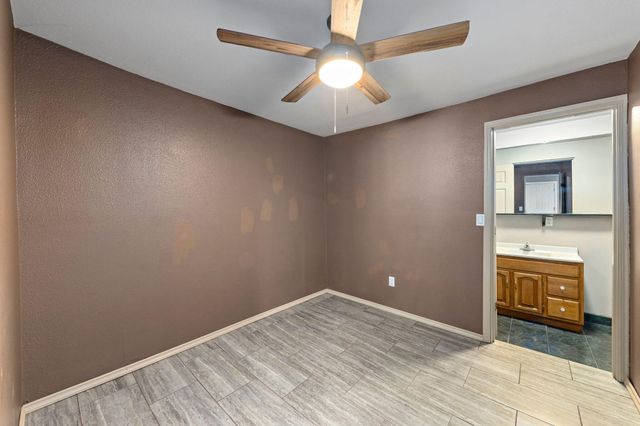 842 W 14th Street, Medford, OR 97501