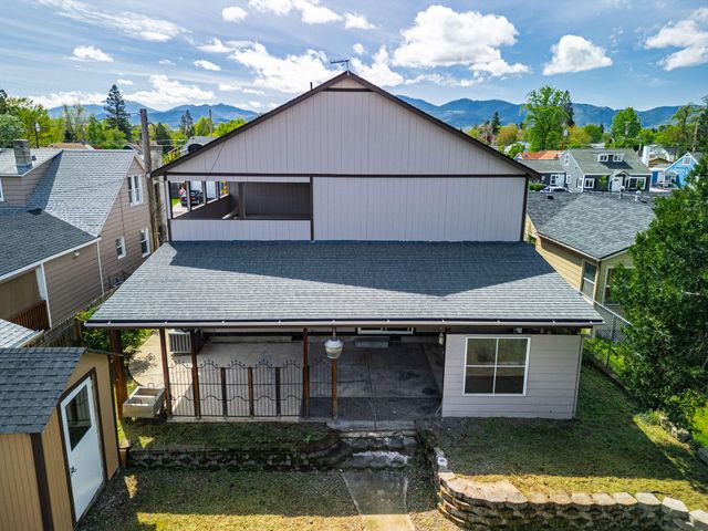 842 W 14th Street, Medford, OR 97501