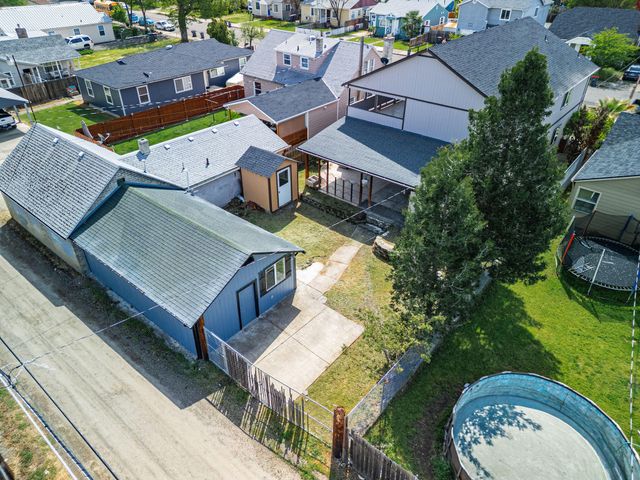 842 W 14th Street, Medford, OR 97501